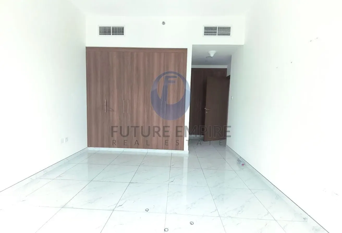 Stylish 1BHK Apartment with Excellent Facilities