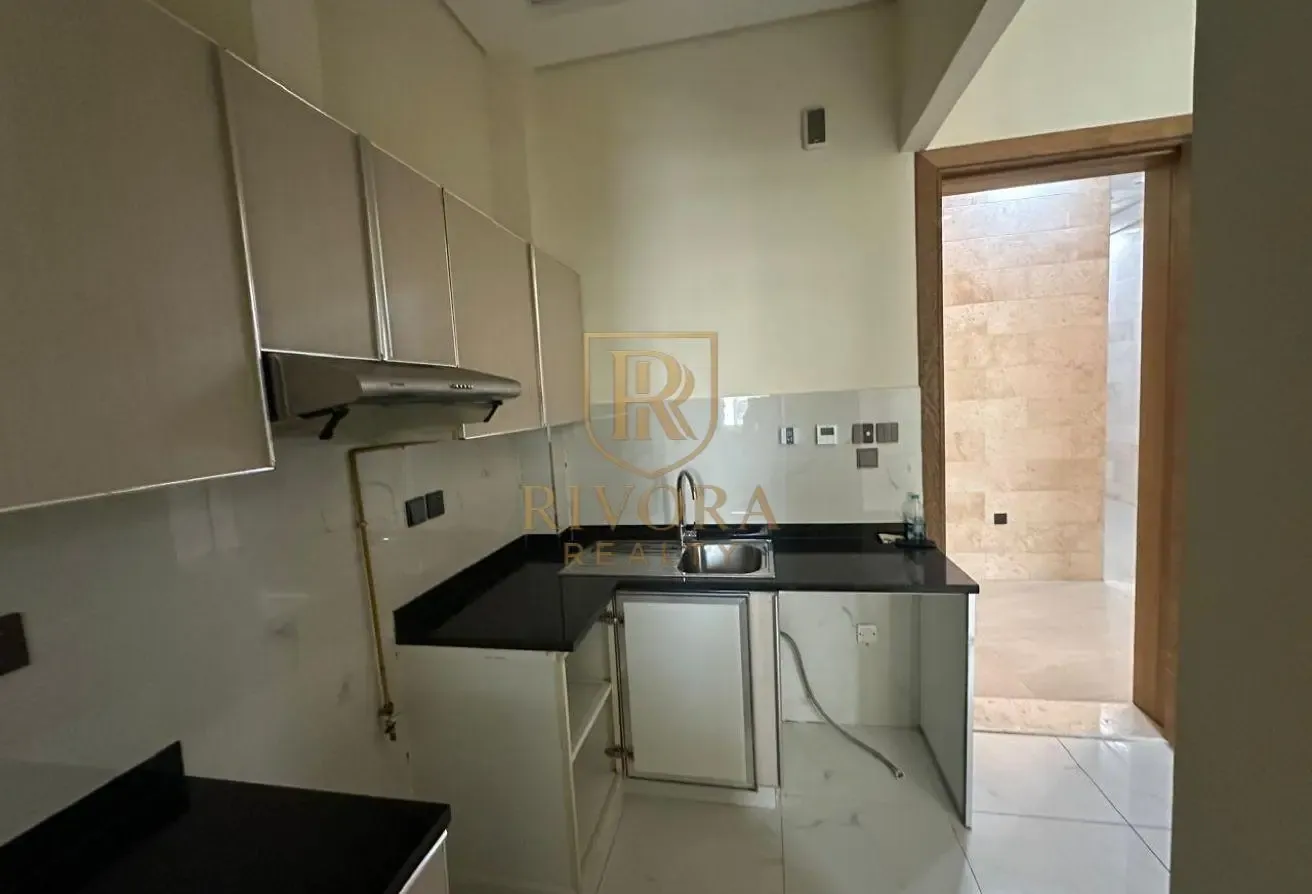 1 BHK I IDEAL LOCATION I GOOD OFFER