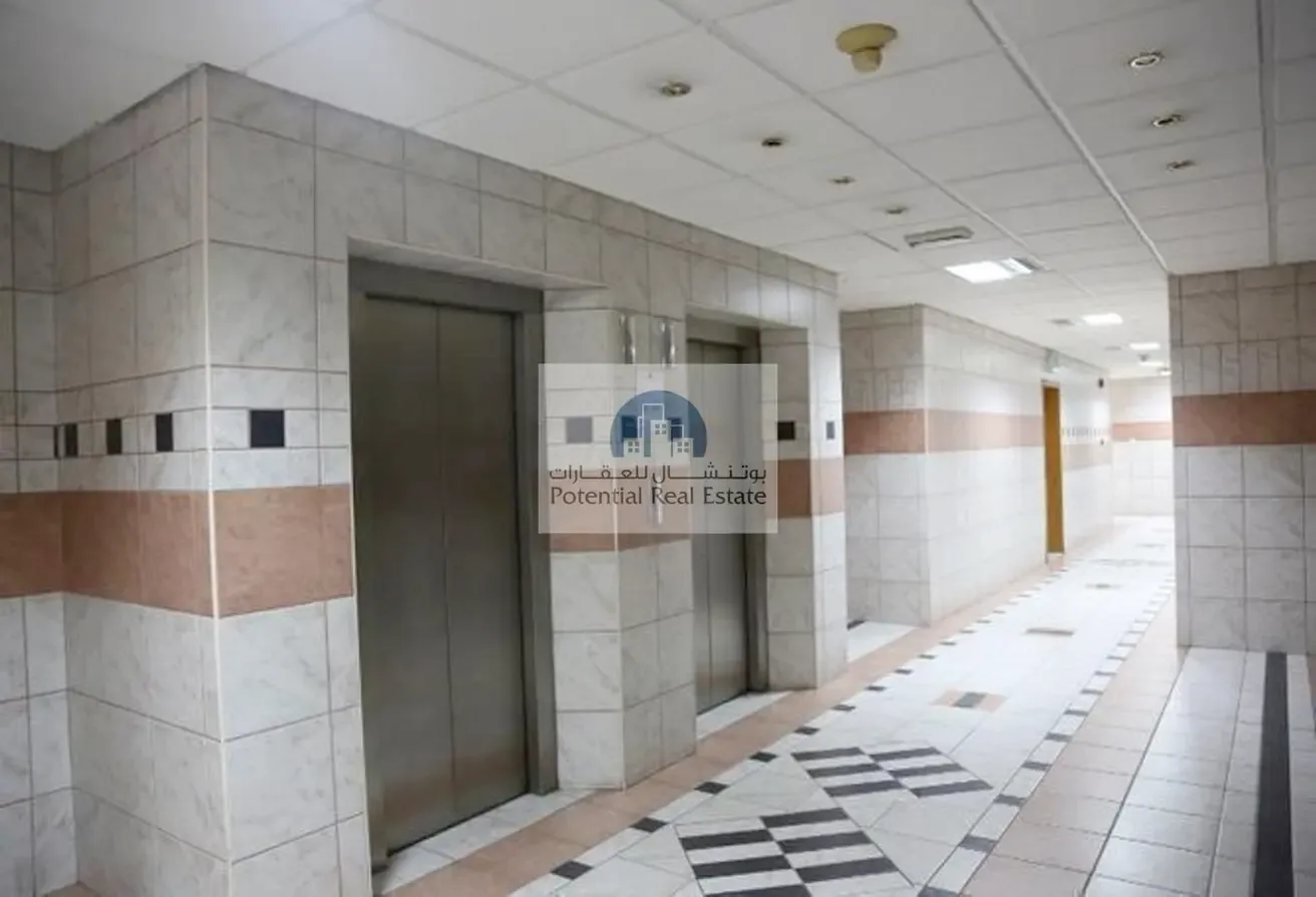 1 BR @  Al Karama - ( opp Burjuman Metro Station)