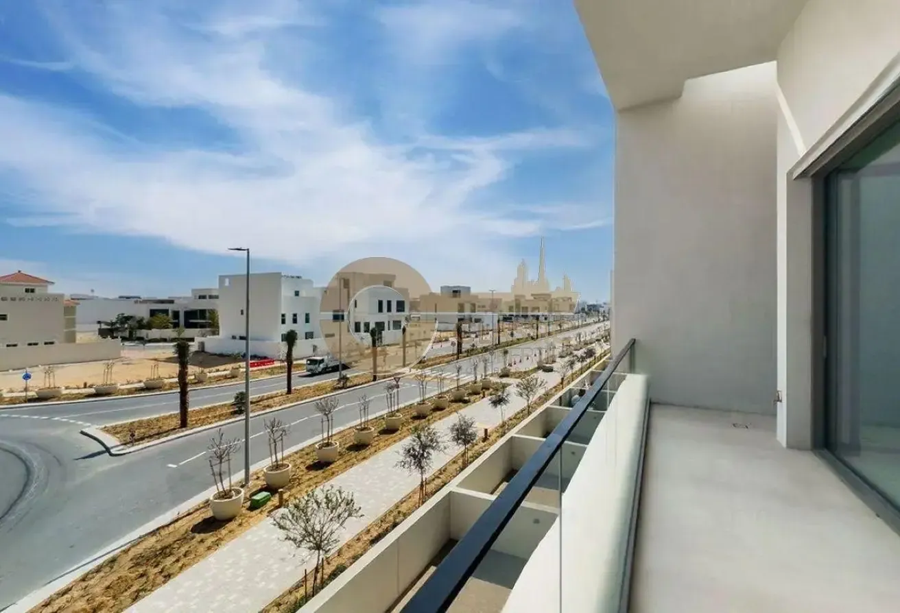 AMAZING SINGLE ROW | 3 BEDROOM G+ 2 LIVING ROOM