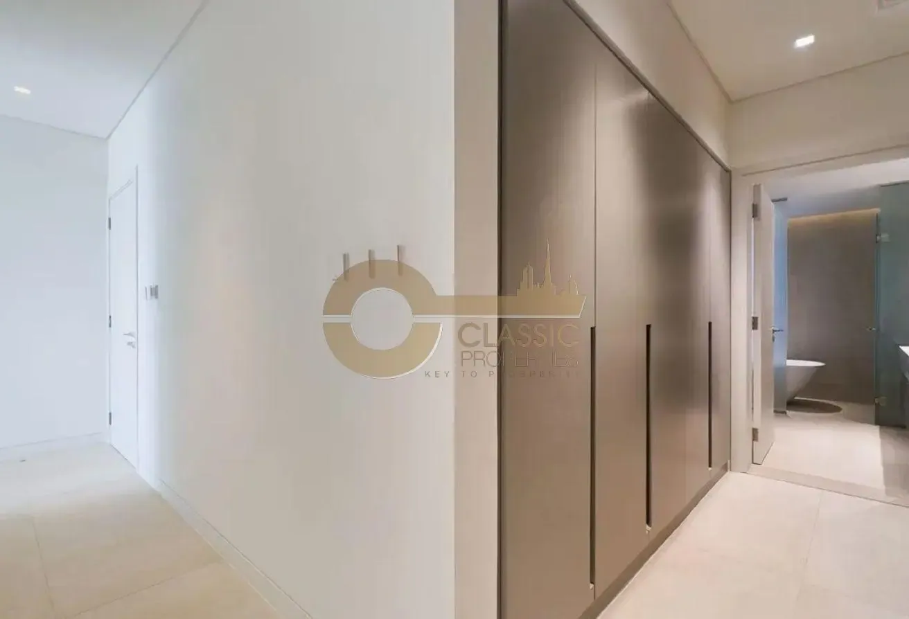 AMAZING SINGLE ROW | 3 BEDROOM G+ 2 LIVING ROOM