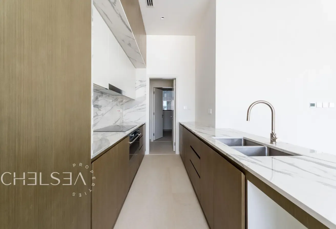 CORNER | G+2 | TOWNHOUSE | LARGE PLOT
