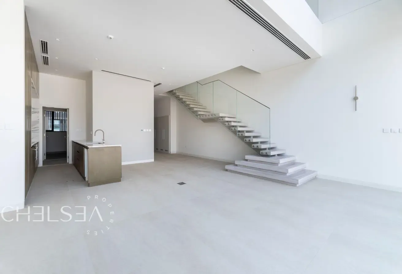 CORNER | G+2 | TOWNHOUSE | LARGE PLOT