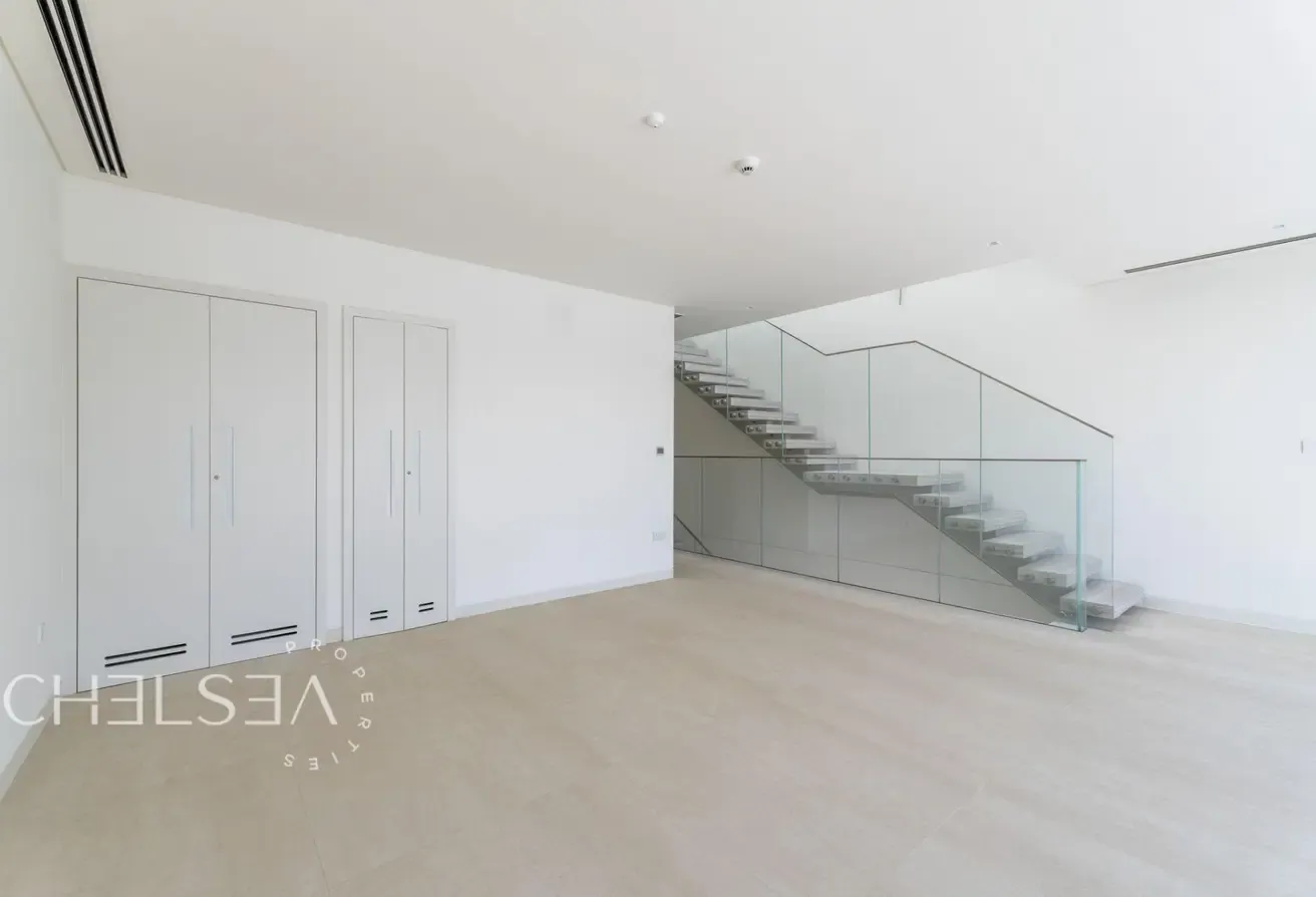 CORNER | G+2 | TOWNHOUSE | LARGE PLOT