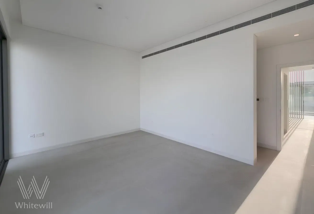 Brand New  | Spacious Layout | Unfurnished