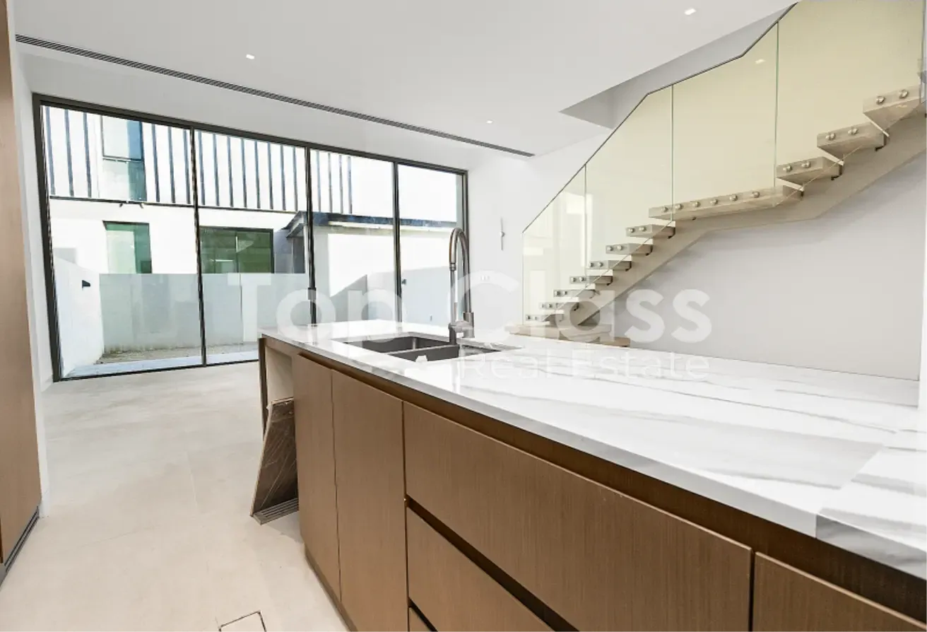G+2 Townhouse | Two Living Areas | BUA: 3,780sqft
