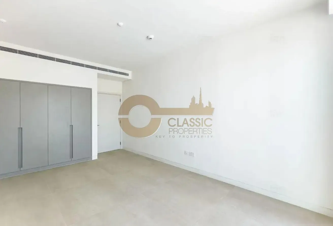 AMAZING SINGLE ROW | 3 BEDROOM G+ 2 LIVING ROOM