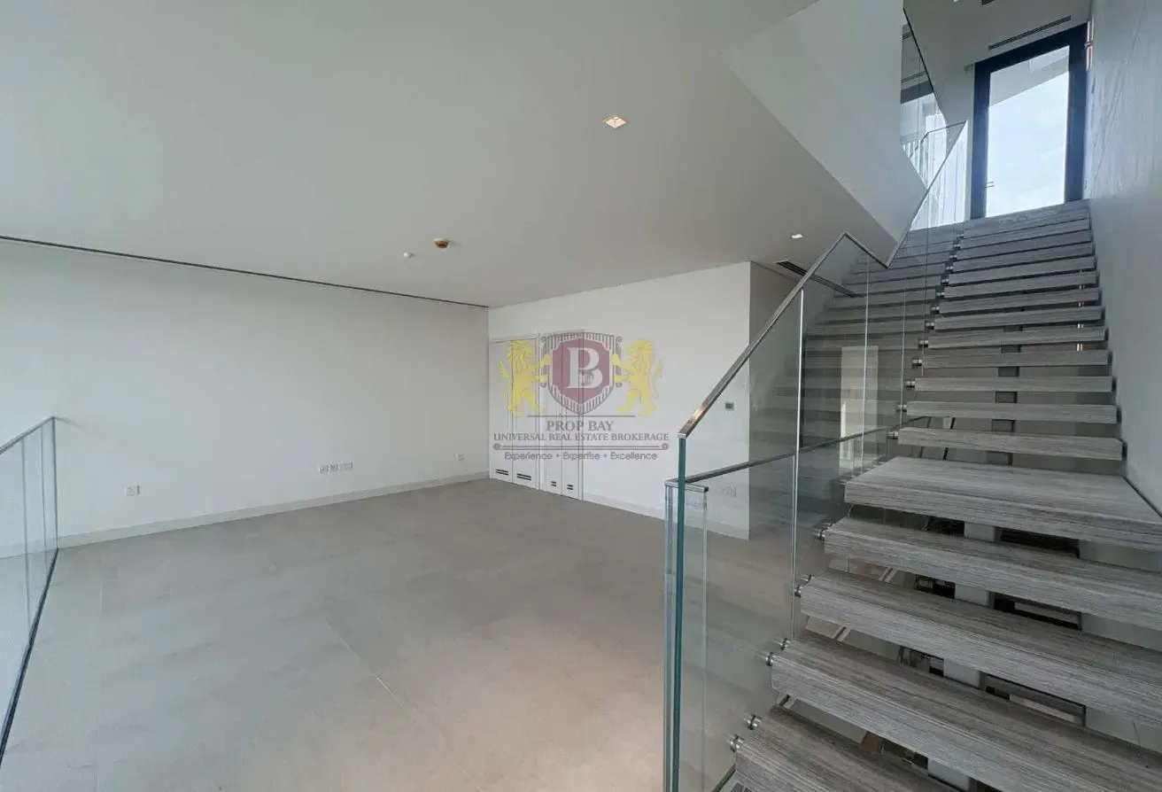 3BR Villa | Single Row | Large Plot | Vacant