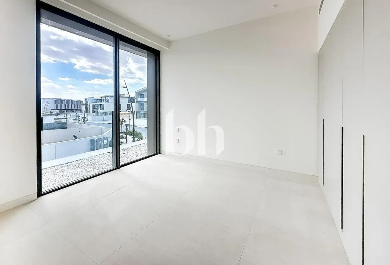 Semi Detached | Large Layout | Exclusive unit