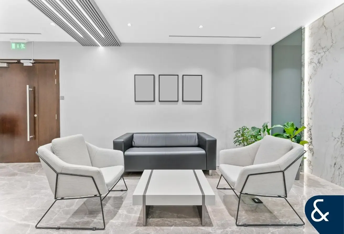Available Now I Furnished I Panoramic View