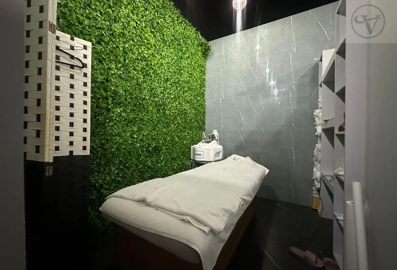 Vacant soon | Near Metro | Ideal Investment