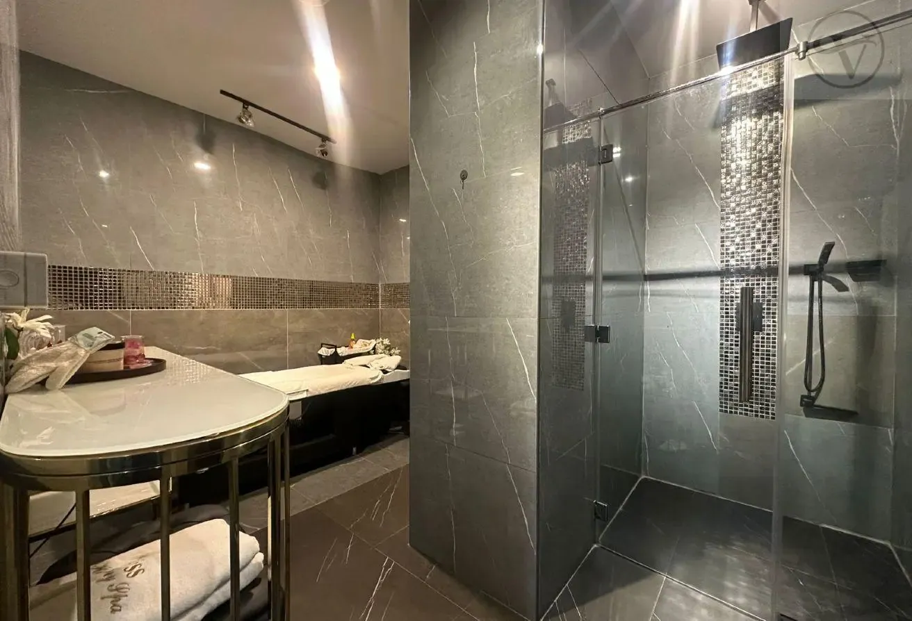 Vacant soon | Near Metro | Ideal Investment