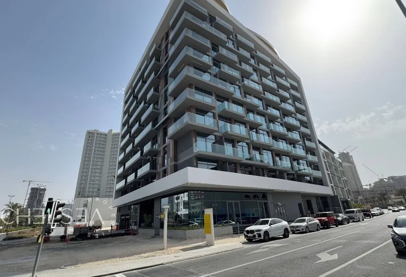 RETAIL SPACE |HIGH VISIBILITY| STRATEGIC LOCATION