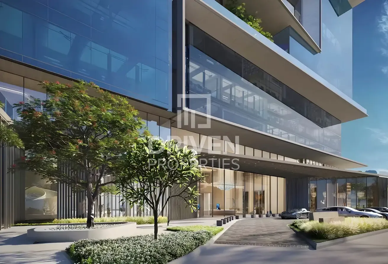 Combined Office | Resale | Prime Location
