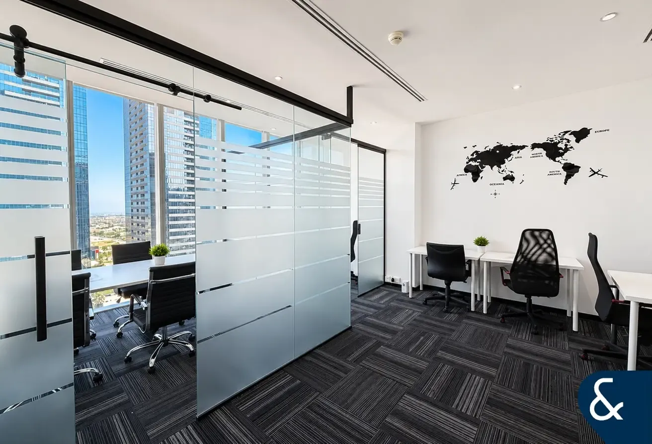 Corner Unit | High Floor | Panoramic Views