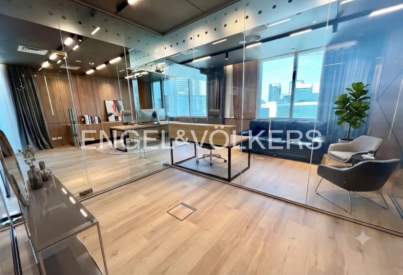 Sleek Partitioning | High Floor | Vacant