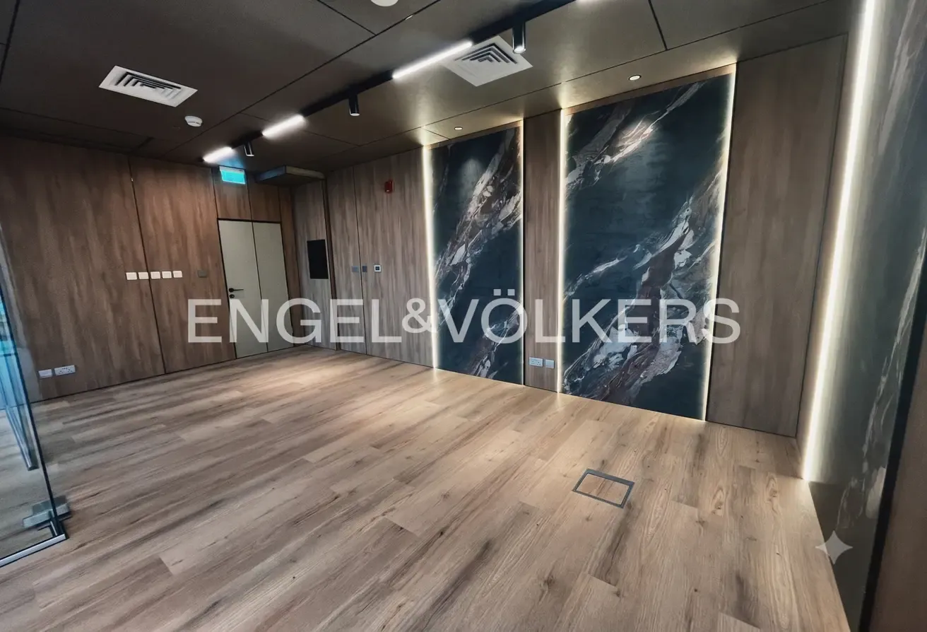 Sleek Partitioning | High Floor | Vacant