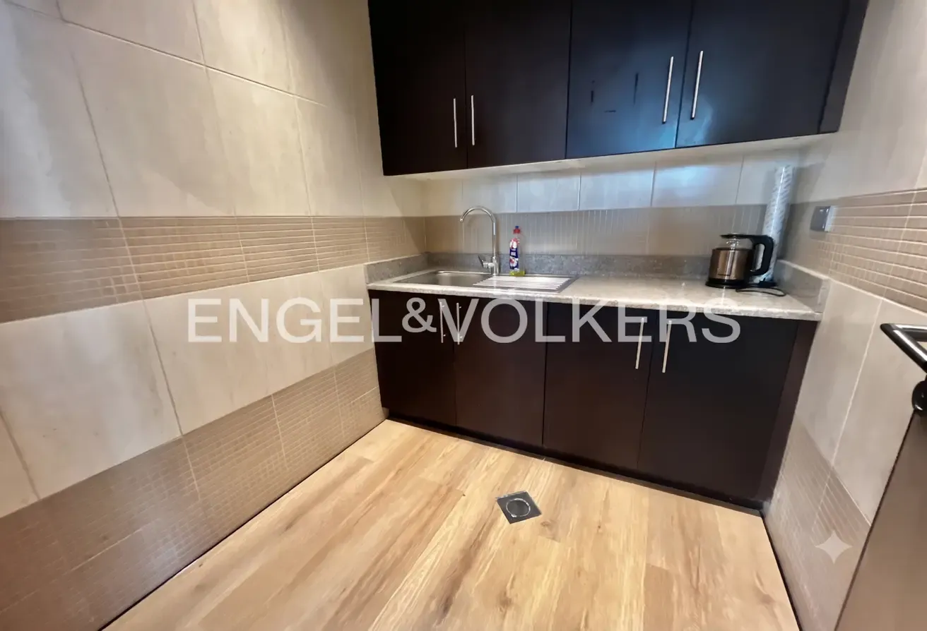 Sleek Partitioning | High Floor | Vacant