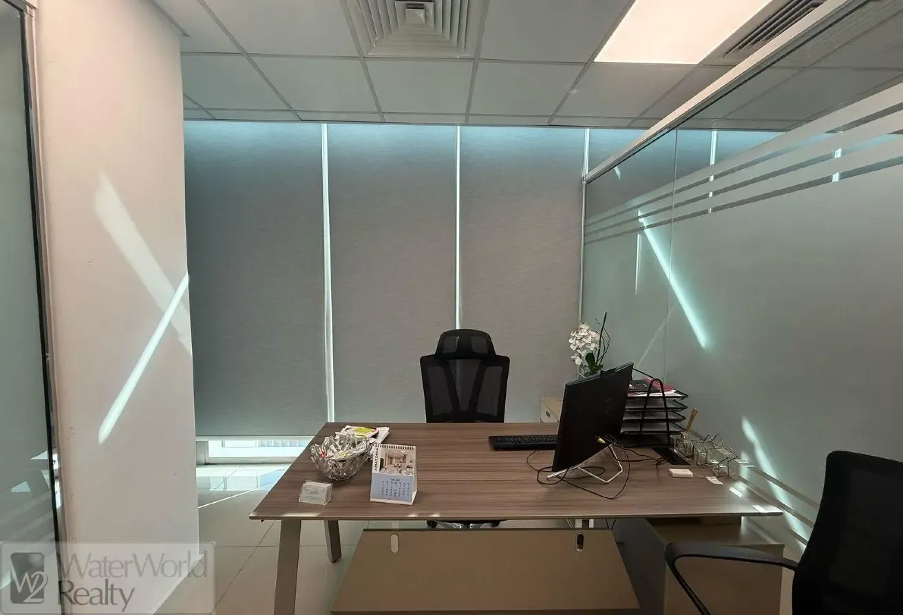 Near Metro Station  | Upgraded Unit | Fully Fitted