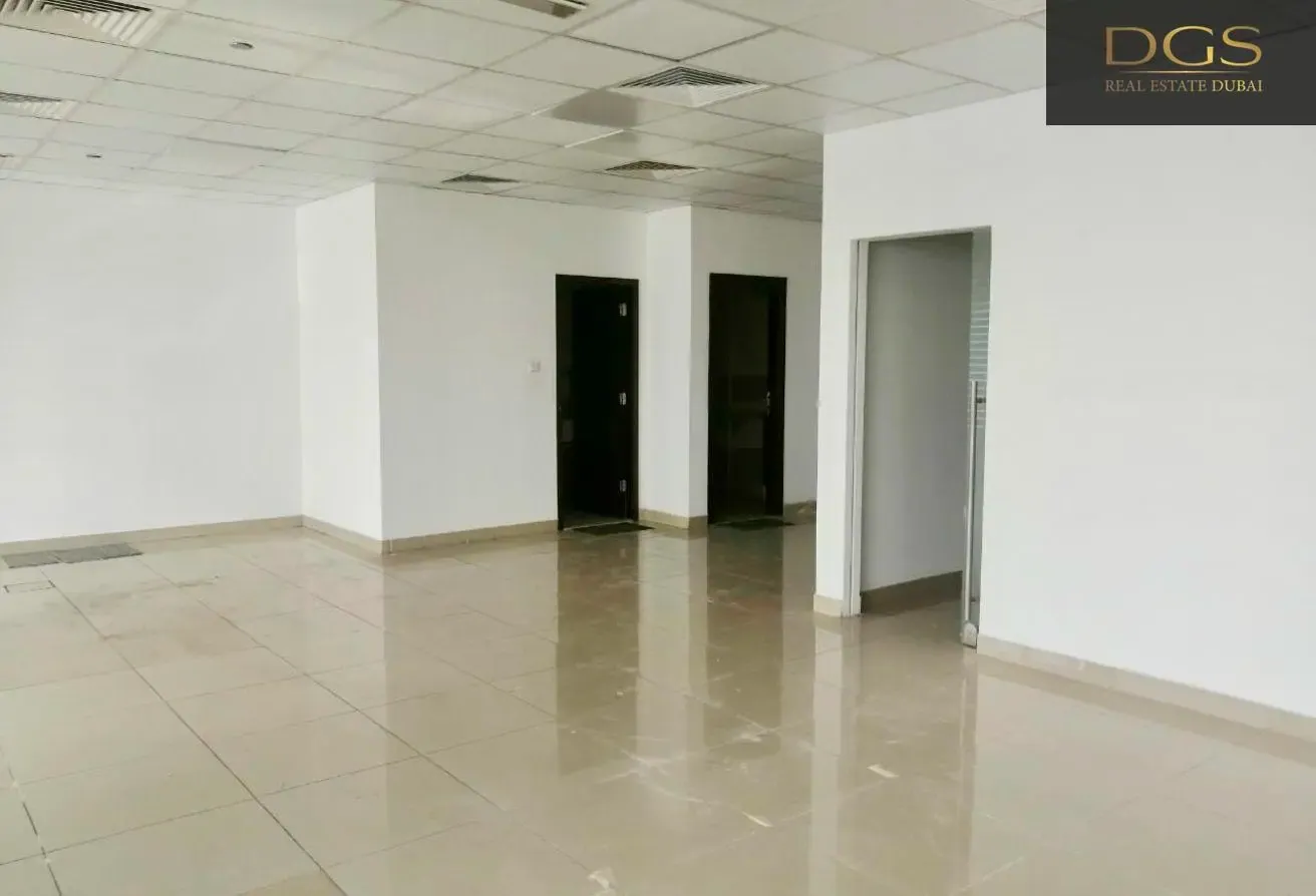 High Floor| Fitted | Near Metro | High ROI