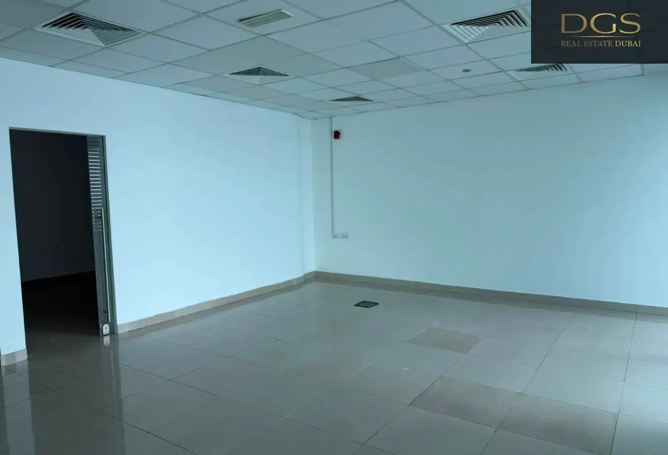 High Floor| Fitted | Near Metro | High ROI