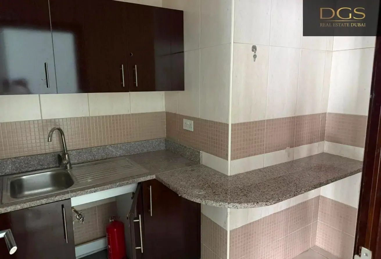 High Floor| Fitted | Near Metro | High ROI
