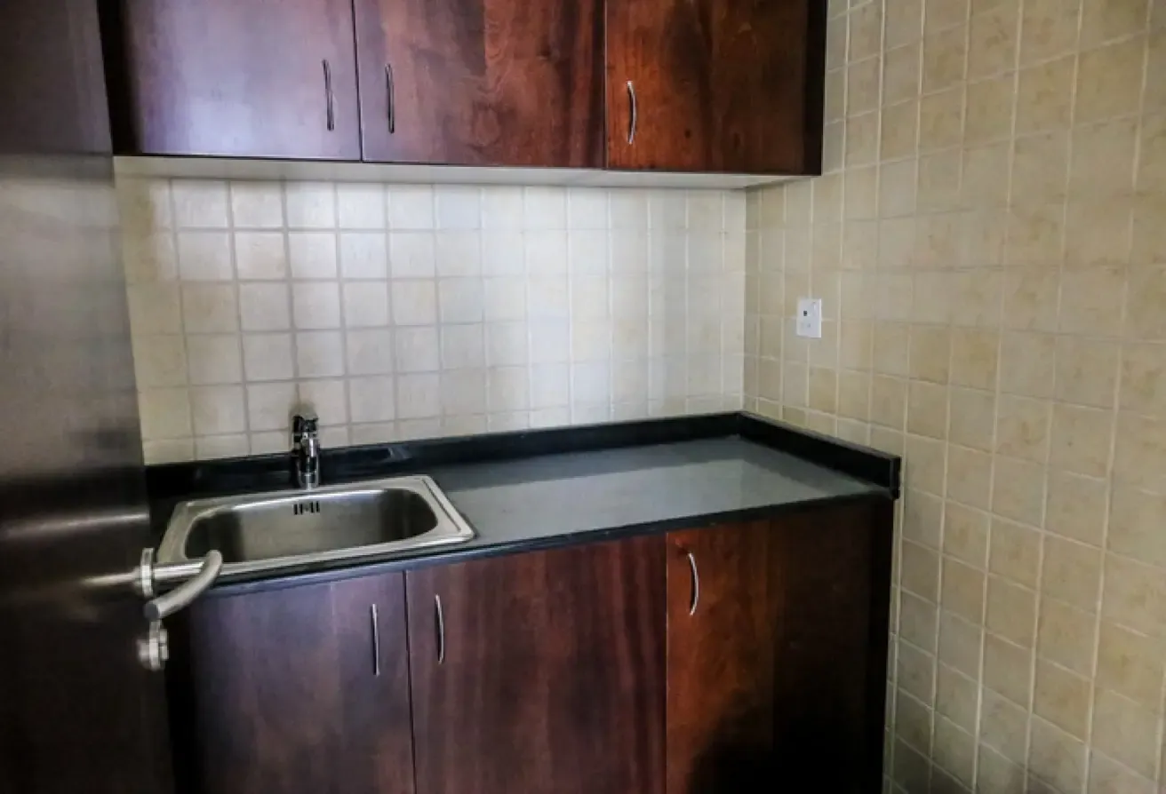 Investor Deal | Fitted | Mid Floor