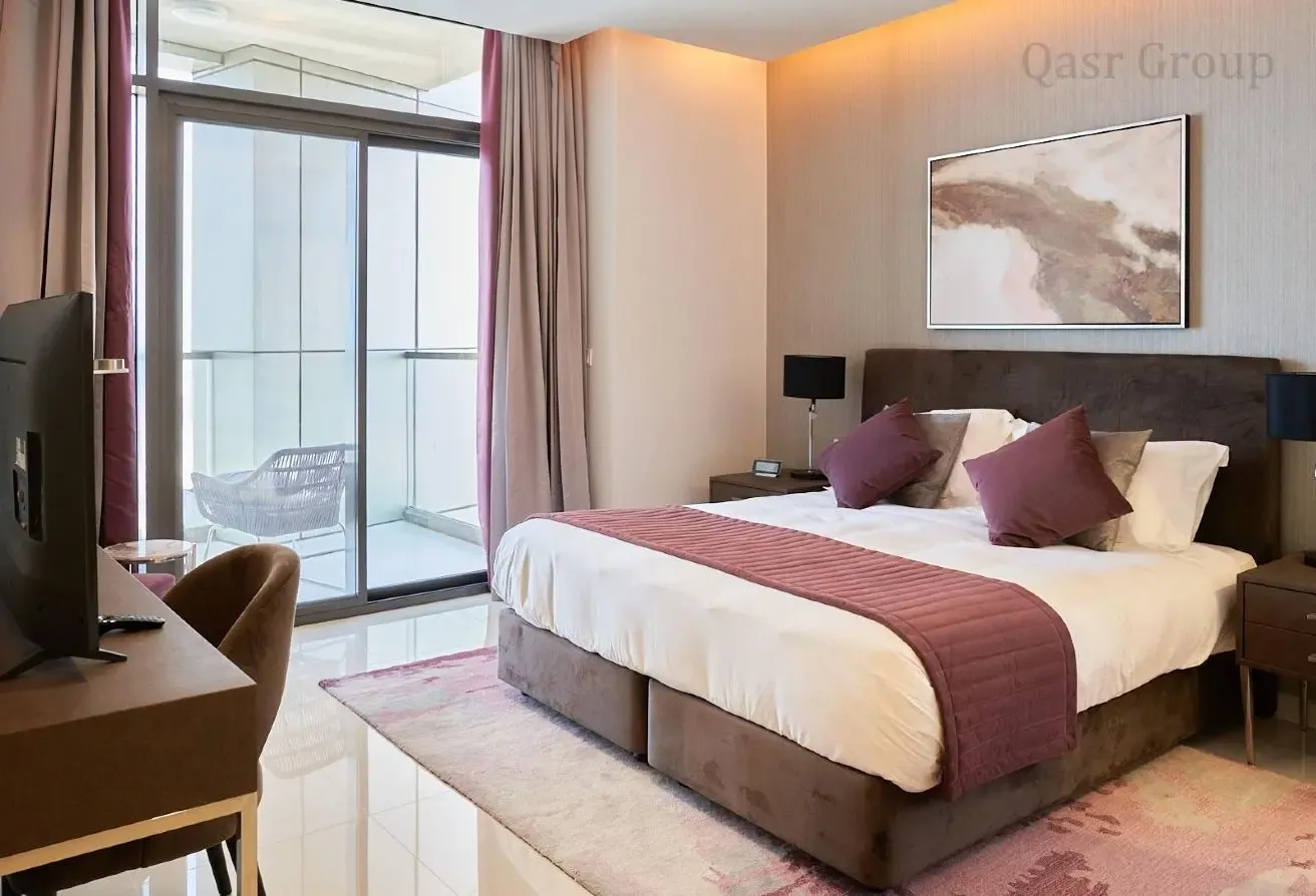 Priced to Sell | Luxury 2BR | Full Canal View |