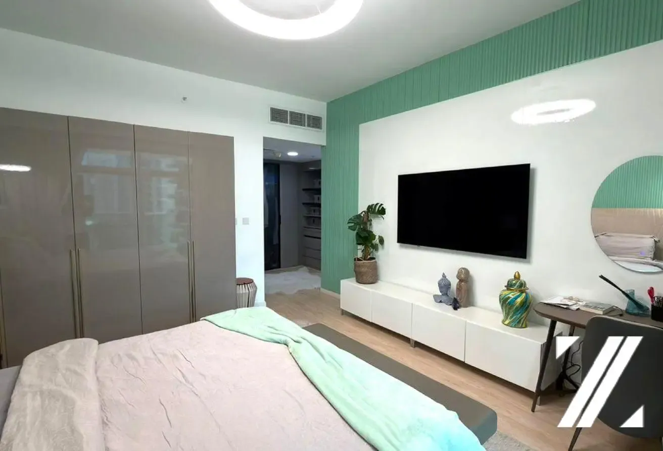 Upgraded | Fully Furnished | Panoramic Views