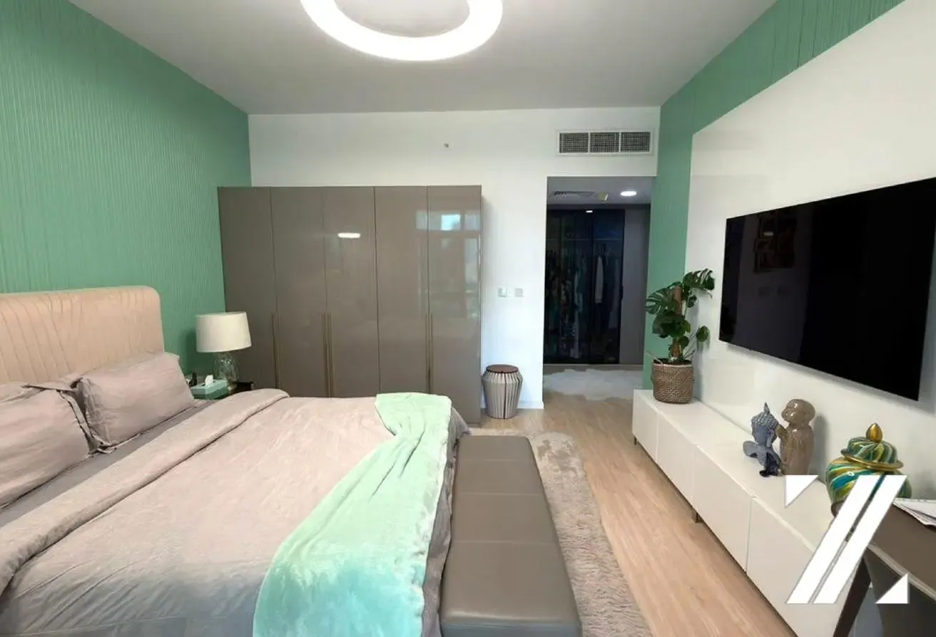 Upgraded | Fully Furnished | Panoramic Views