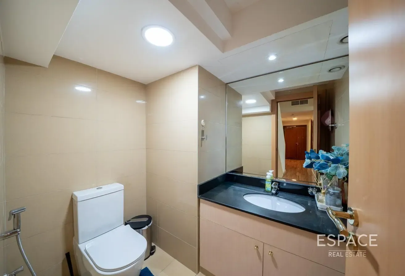Rare Duplex | Vastu Compliant | Walk-in Closet