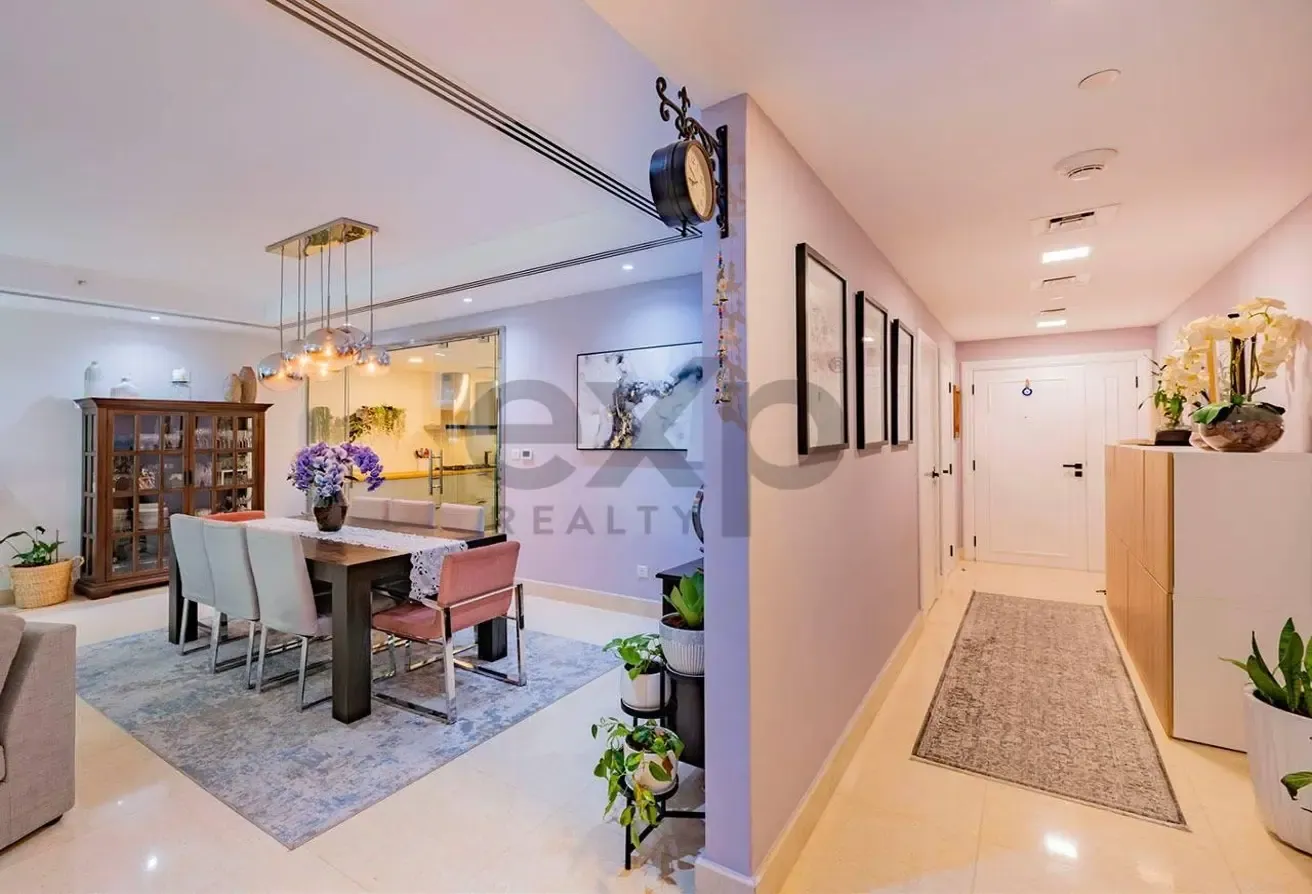 Fully Upgraded | Spacious | Rare | 2 Bedrooms