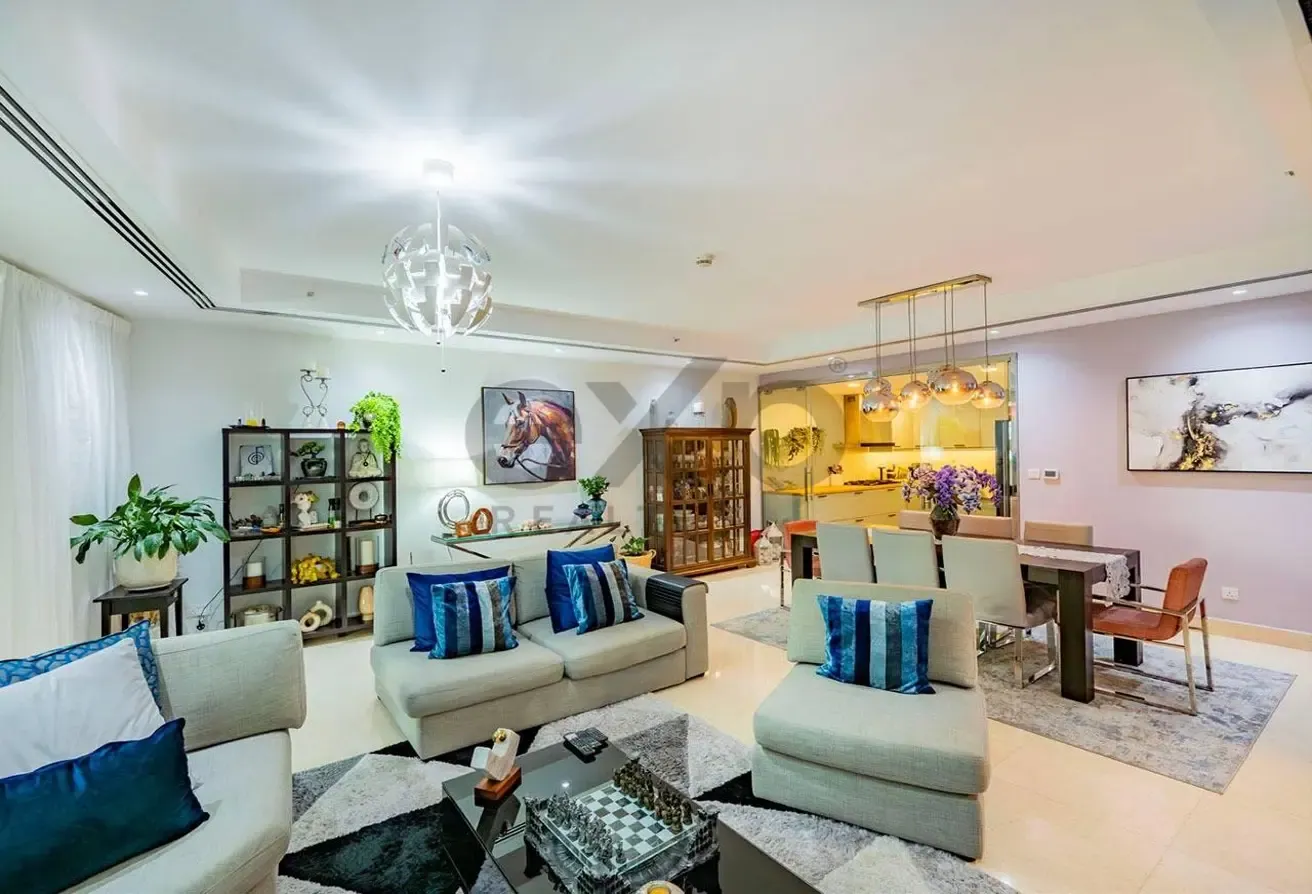 Fully Upgraded | Spacious | Rare | 2 Bedrooms