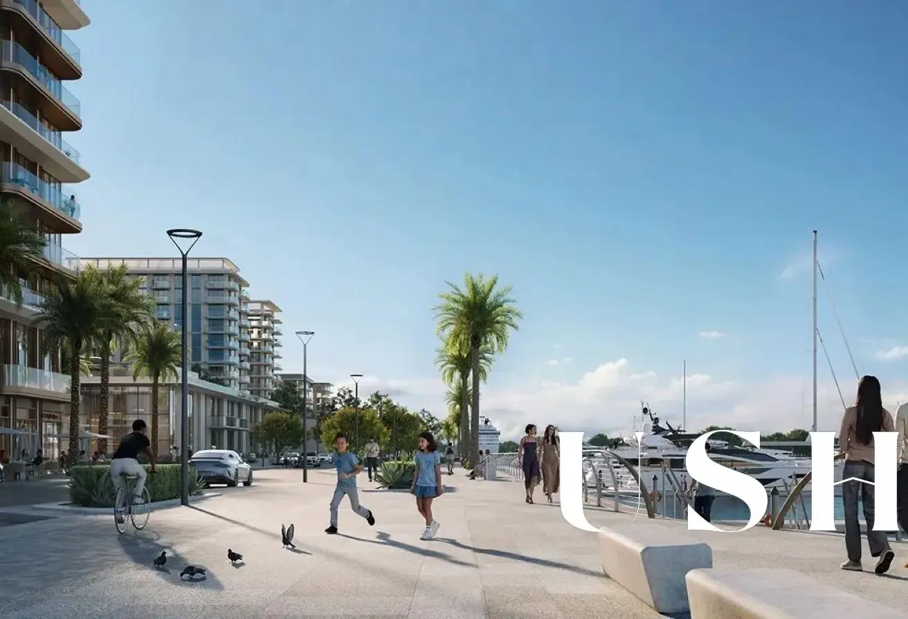 Elegant 4-Bed Residence | High-End Living |80/20