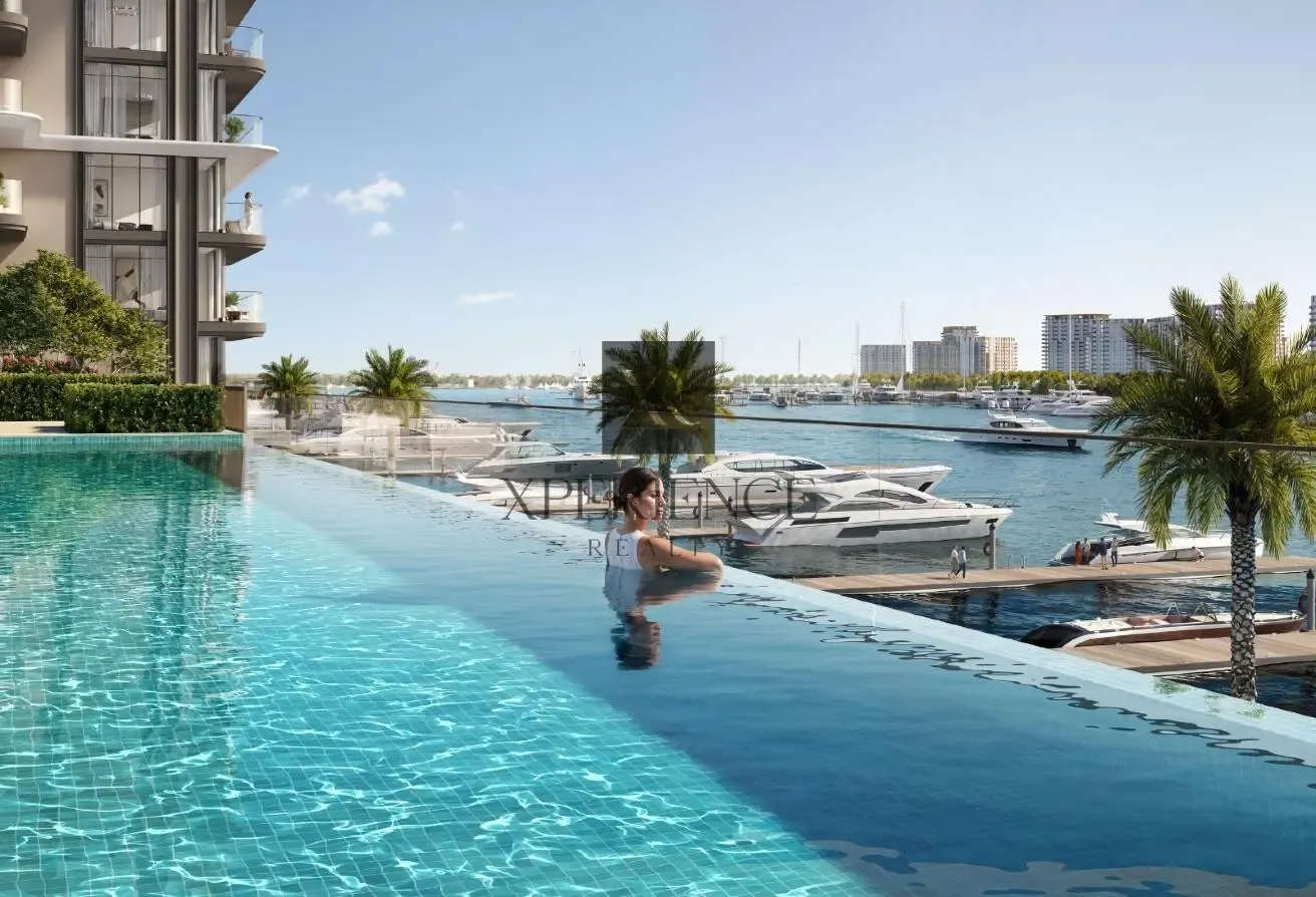 WATERFRONT LIVING | BRANDED RESIDENCE | HOT DEAL