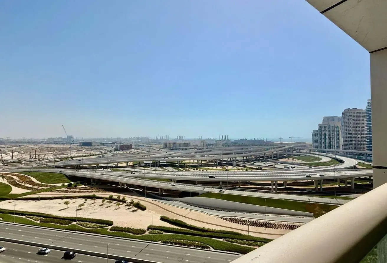 Vacant 3BR Apartment | Sheik Zayed Road View | JLT