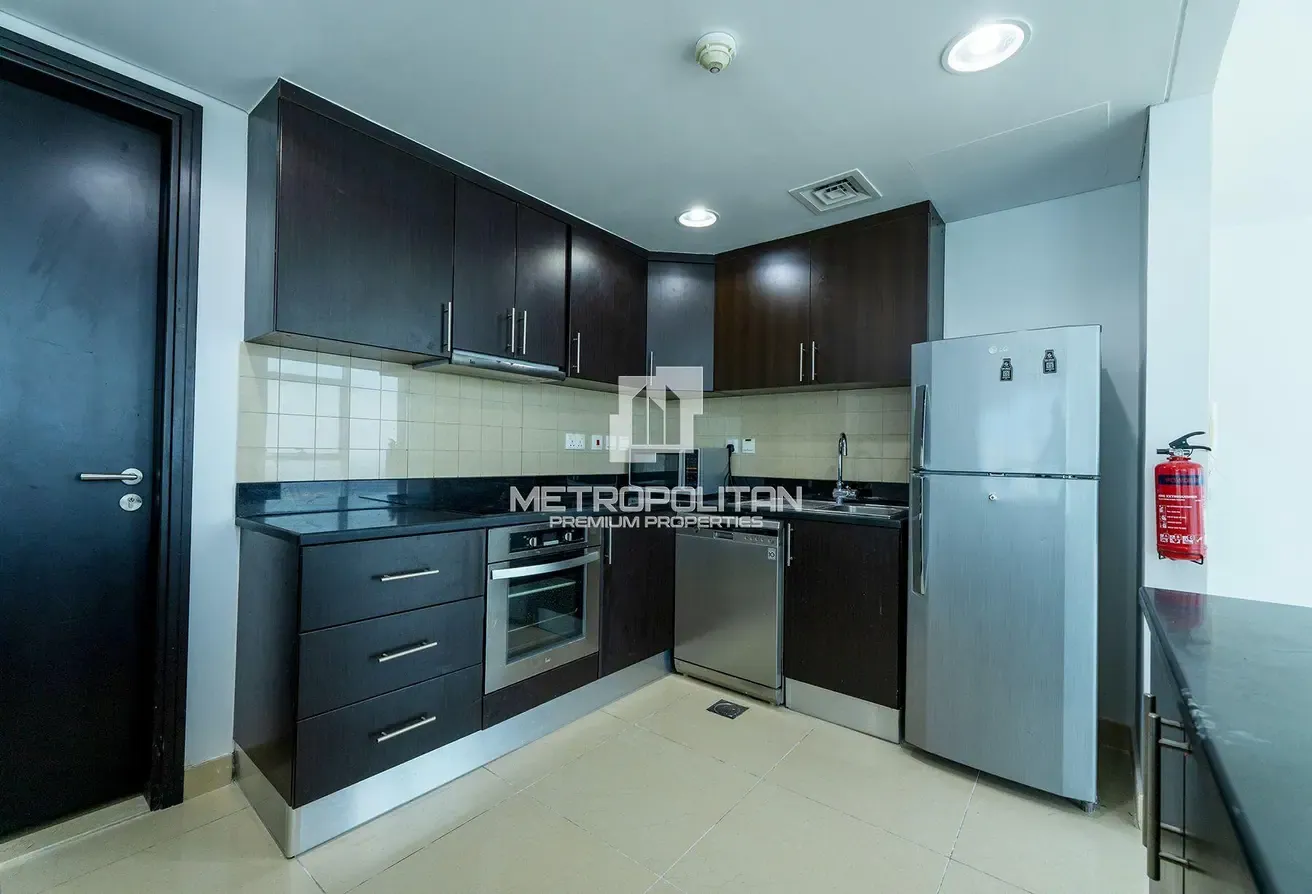 Duplex Living | Vast Layout | Rented
