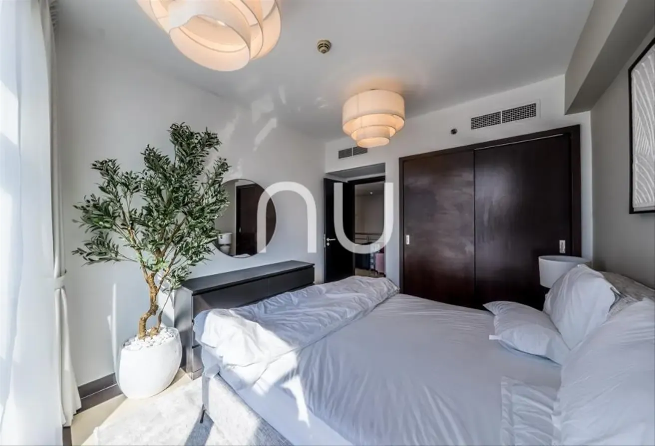 RARE 3 BEDROOM DUPLEX I PRIME  LOCATION I SPACIOUS