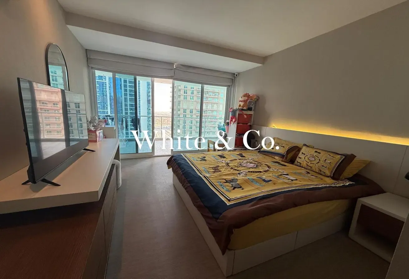 Vacant On Transfer | High Floor |Upgraded
