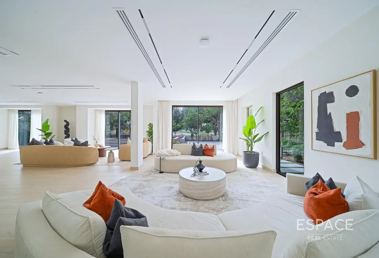 Upgraded | Full Golf Course View | Pool