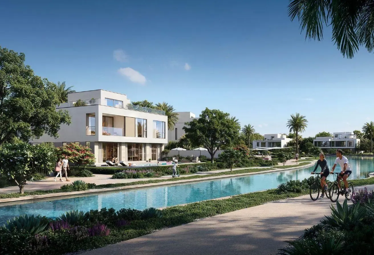 Luxury Waterfront Villa | Premium Living