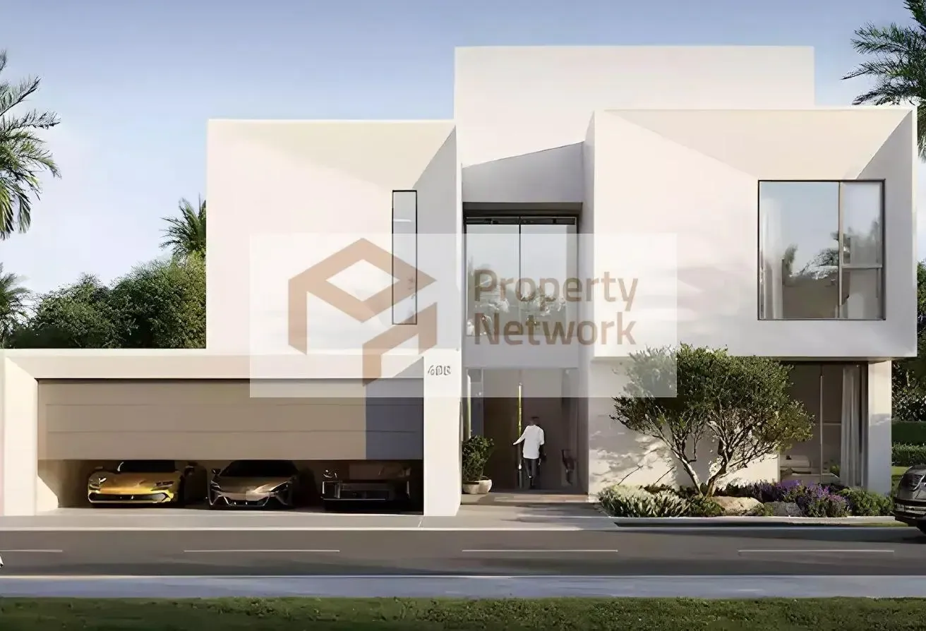 Spacious 4BR | On Lagoon | Huge Plot