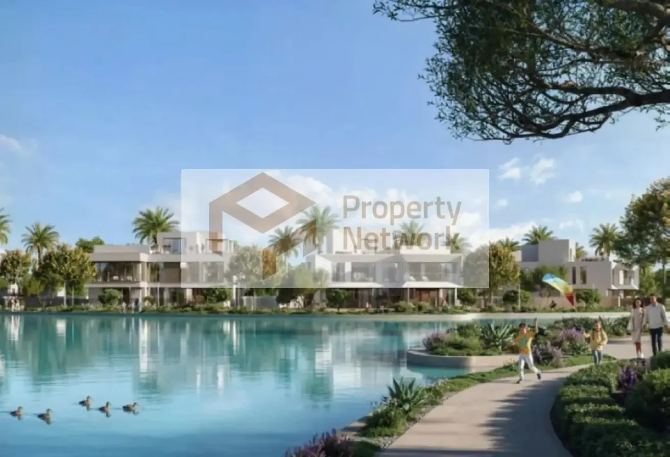 Spacious 4BR | On Lagoon | Huge Plot