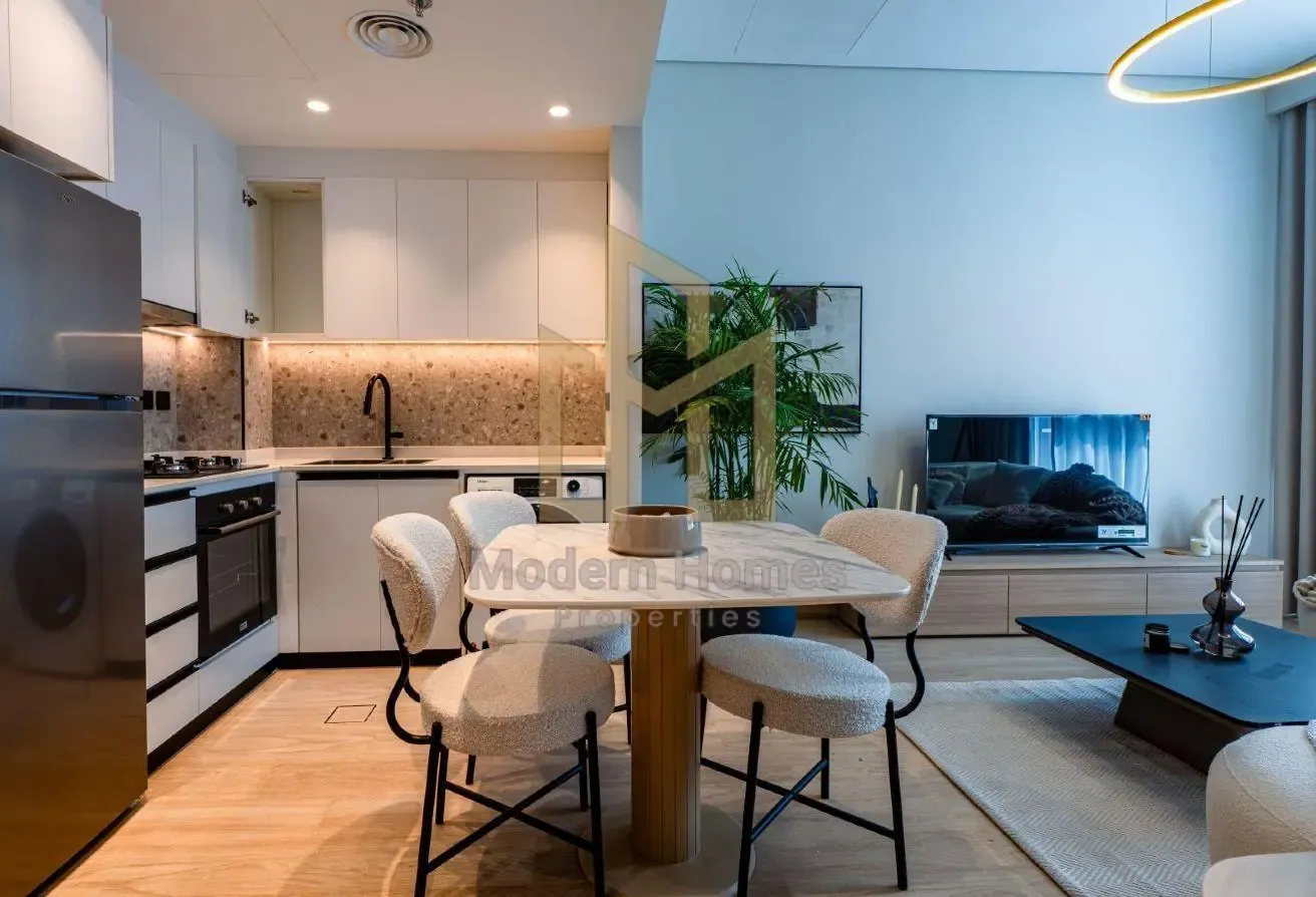 High‑Floor 2BR Apartment | Excellent Layout