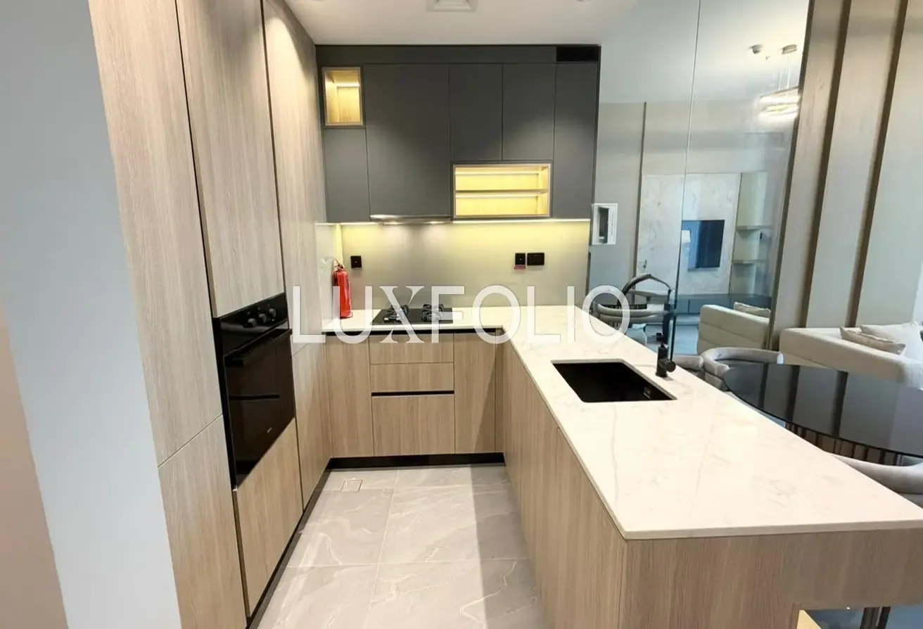 Biggest One Bed| Park View | Multiple Units