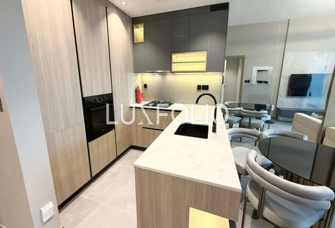 Biggest One Bed| Park View | Multiple Units