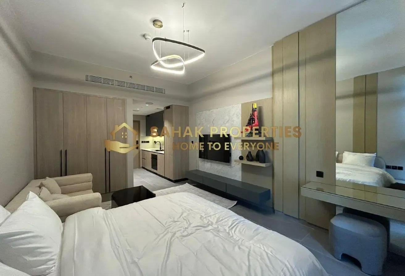 Furnished Unit | High Floor | Ready to Move