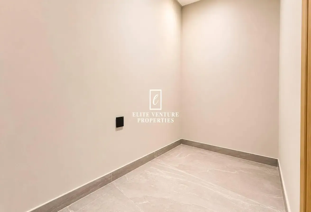 VACANT | PARK VIEW | INVESTOR DEAL