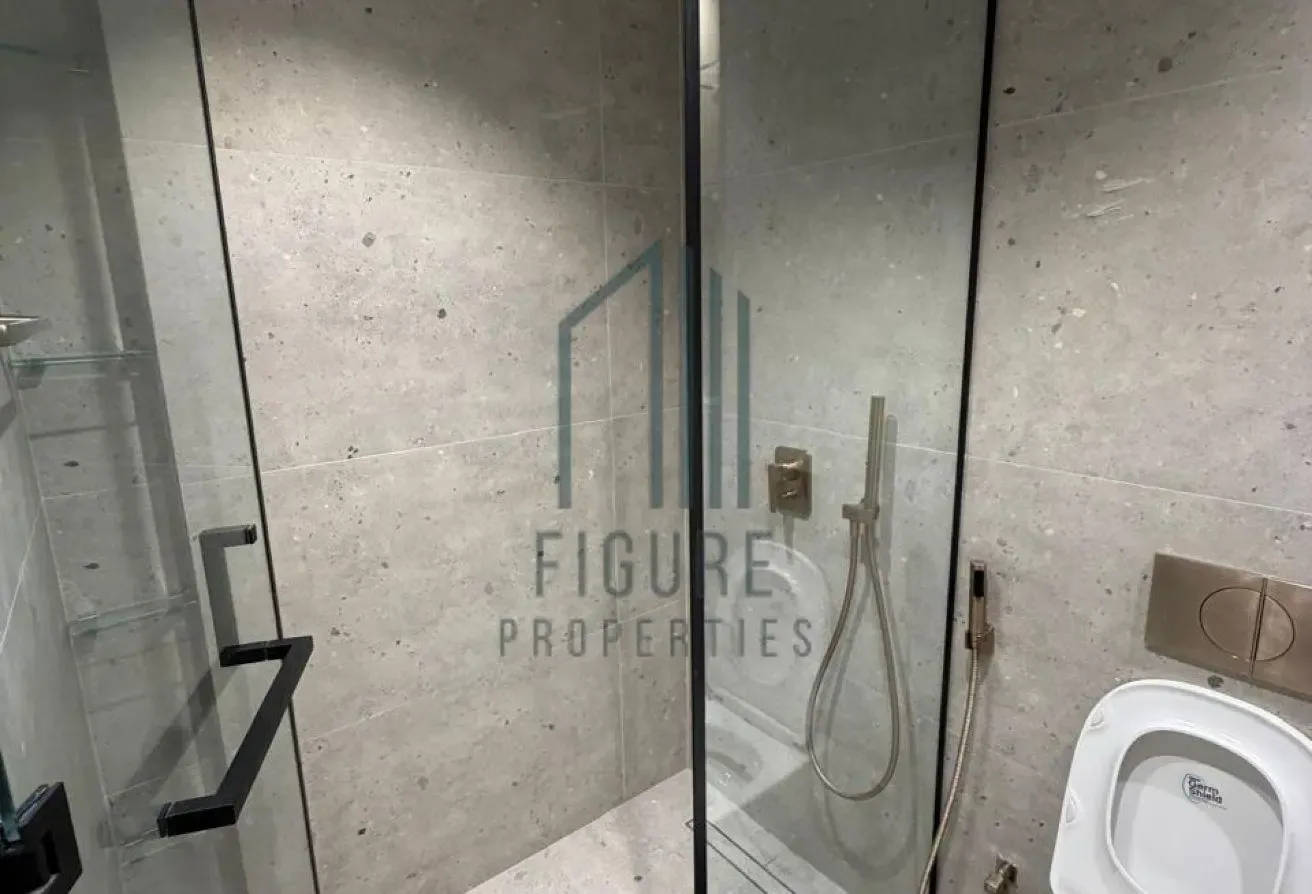 Bright & Spacious Studio,Great Investment,Ready