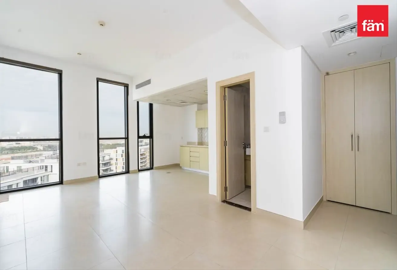 Rented | Low floor | Multiple options
